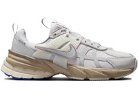 Nike V2K Run Gore-Tex Light Bone (Women's)