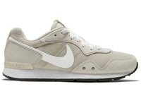 Nike Venture Runner Light Bone (Women's)