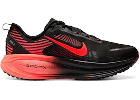 Nike Vomero 18 Bred - vue 360