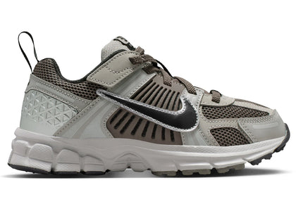 Nike Vomero 5 College Grey Cave Stone Metallic Silver Black (PS) - sneakers view 2