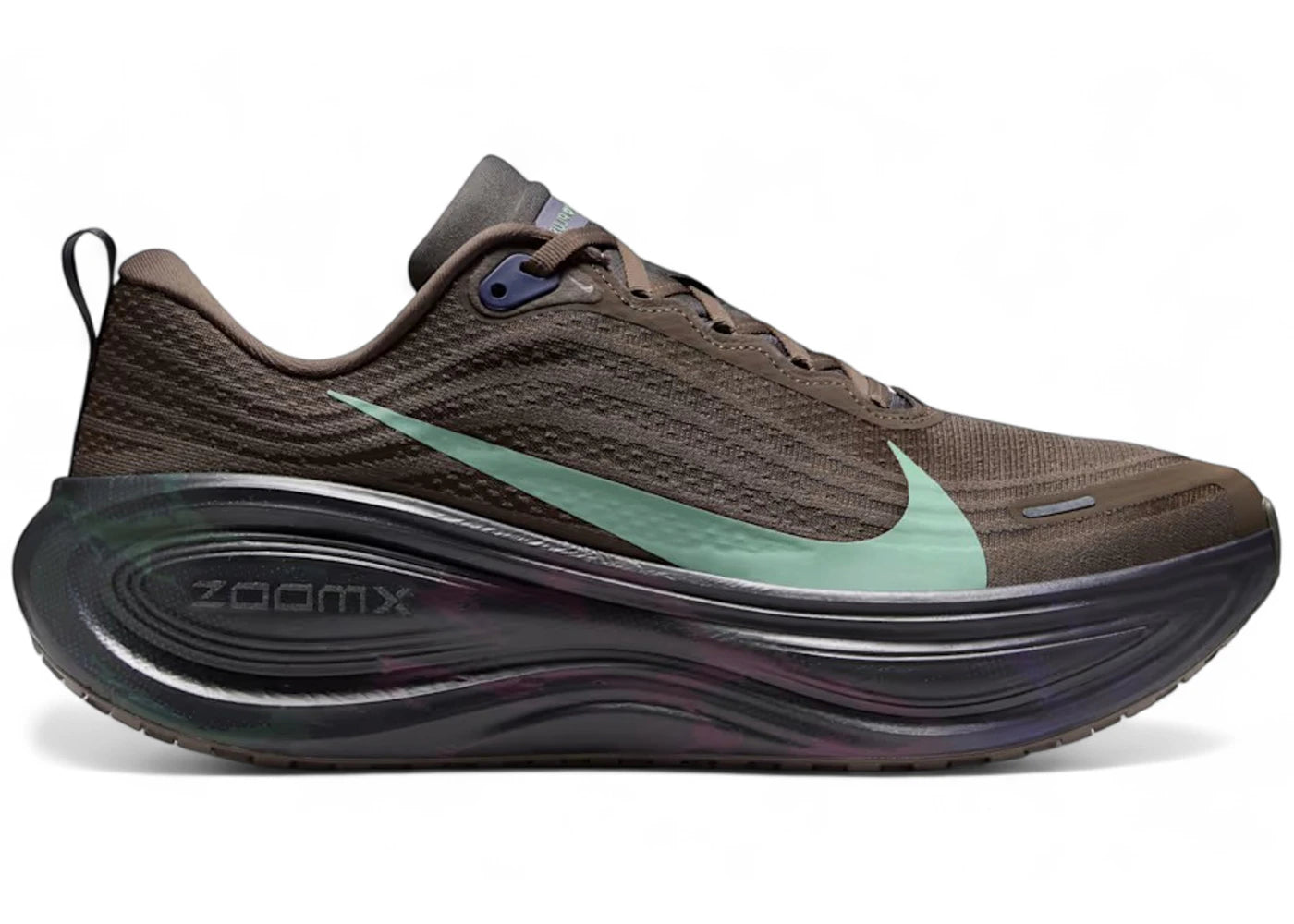 Nike Vomero Plus Ironstone Dark Raisin Quartz Patina - vue 360