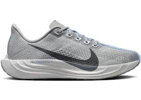 Nike ZoomX Pegasus Plus Photon Dust Summit White Light Smoke Grey Cool Grey (Women's) - vue 360