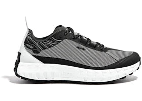 Norda 001 Black White