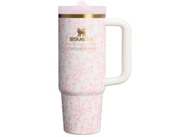 Stanley 1913 x LoveShackFancy Holiday Quencher ProTour Flip Straw 30oz Tumbler Coquette Bow Chantilly - vue 360