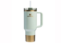 Stanley Comfort & Joy Collection Flowstate Holiday Quencher 4oz Becher Vergoldetes Seladon