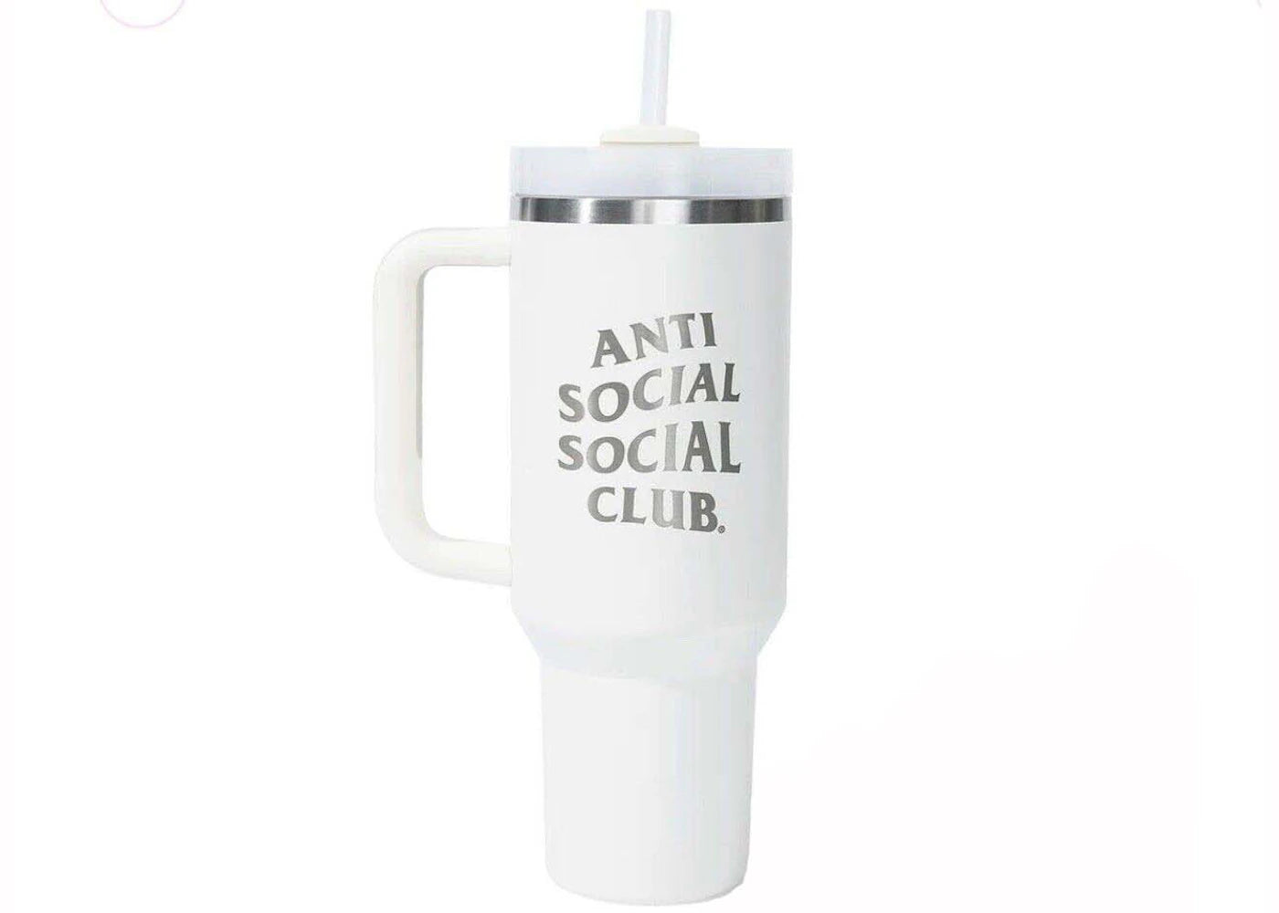 Stanley x ASSC Bellis Quencher 40oz Tumbler Cream sneakers - authentic Stanley shoes