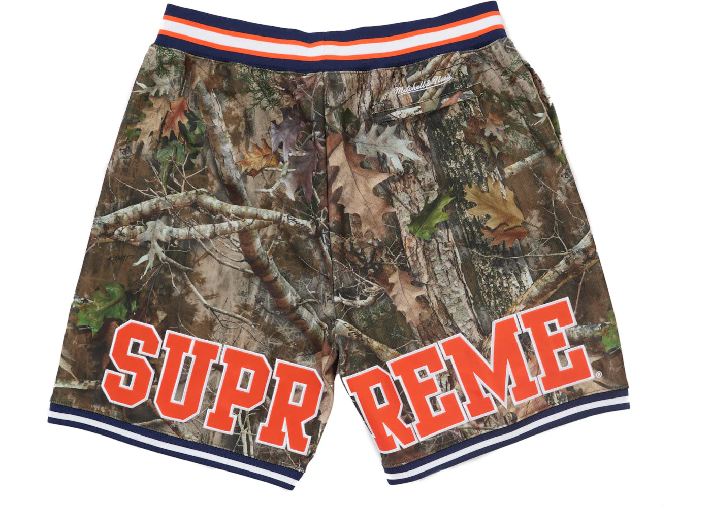 Supreme Mitchell & Ness NCAA Basketball Short Woodland Camo - vue secondaire A