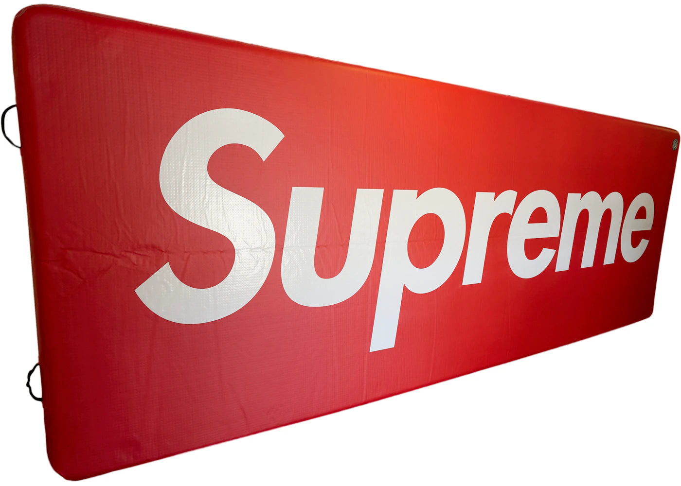 Supreme O'Brien Runway Inflatable 16-Foot Island Red - vue secondaire A