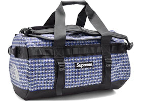 Supreme The North Face Studded Small Base Camp Duffle Bag Royal - authentic Supreme product