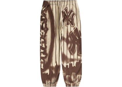 Supreme x New York Yankees Airbrush Sweatpant Clay - product view 2