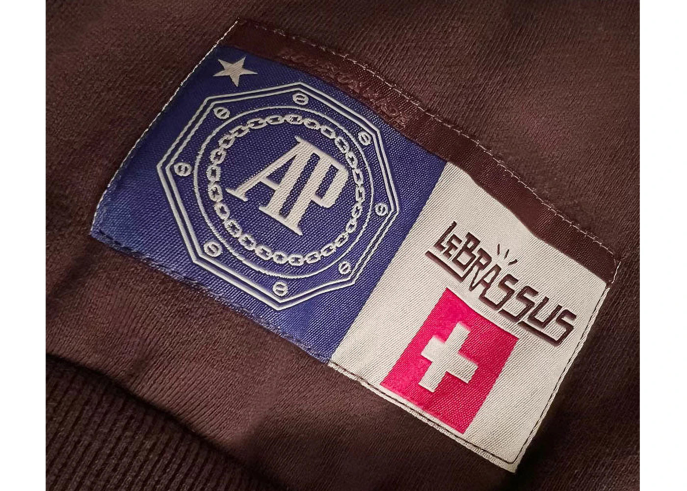 Travis Scott CJ x Audemars Piguet Emblem Hoodie Dark Brown - vue secondaire B