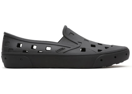 Vans Trek Slip-On Triple Black - sneakers view 2