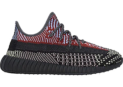 adidas Yeezy Boost 350 V2 Yecheil (Kids) - sneakers view 2