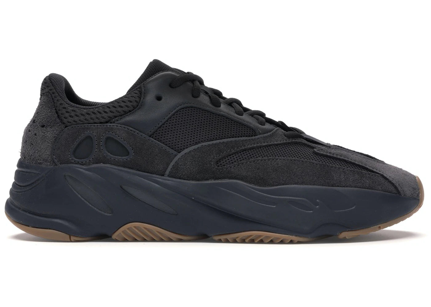 adidas Yeezy Boost 700 Utility Black %
