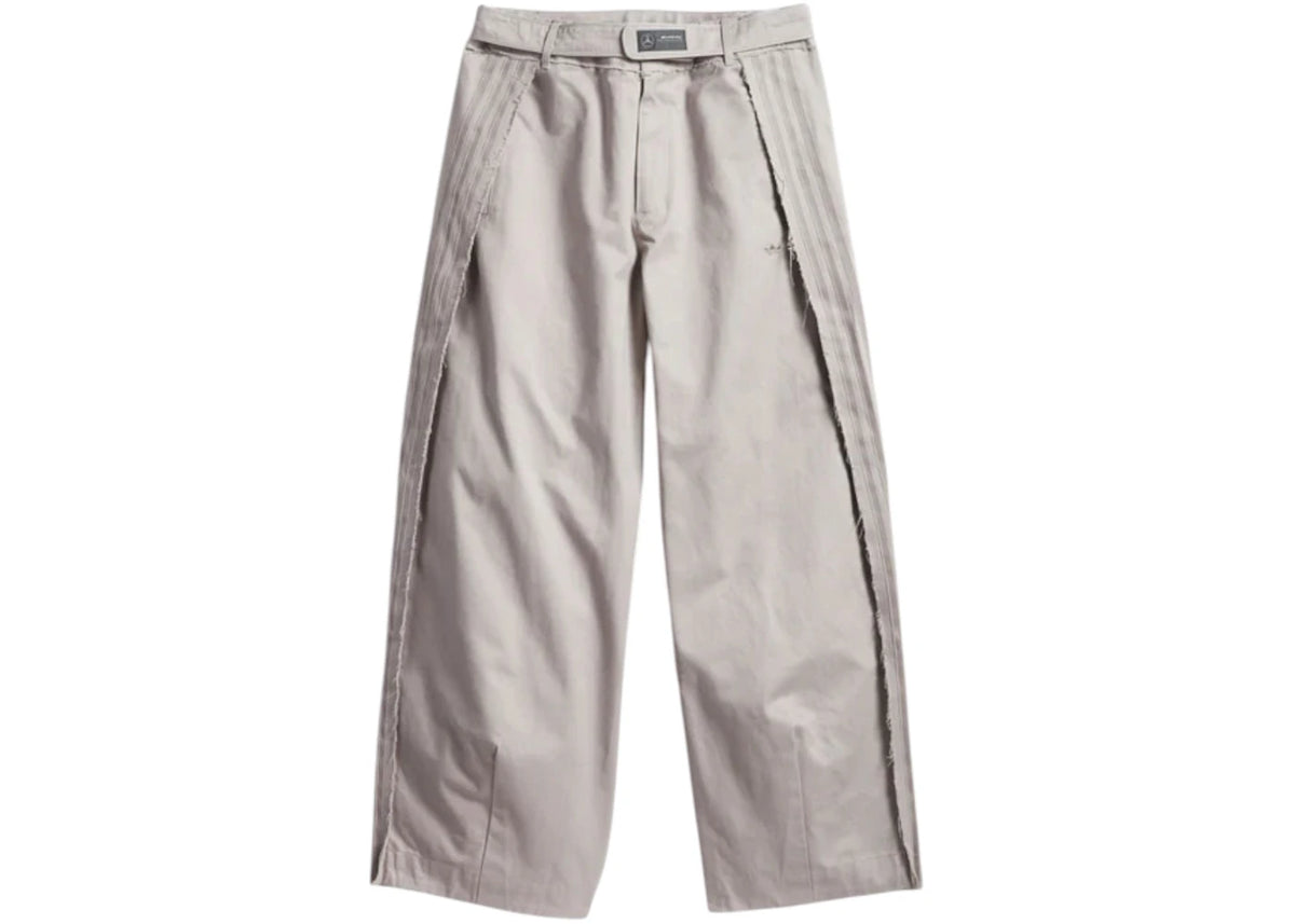adidas x Bad Bunny x Mercedes-AMG F1 Race Pant Grey - vue 360