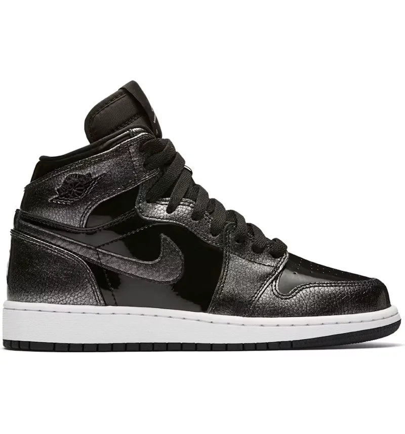 Jordan 1 Retro High Black Patent (GS) - vue 360