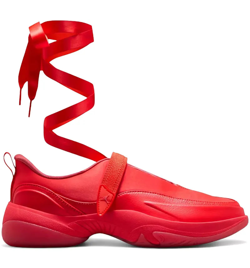 Jordan Pointe Chile Red (Women's) - vue 360