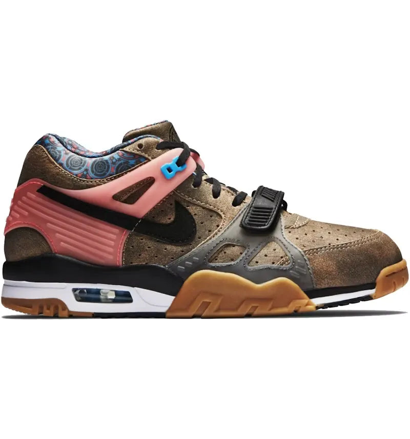 Nike Air Trainer III Super Bowl (2015) - vue 360