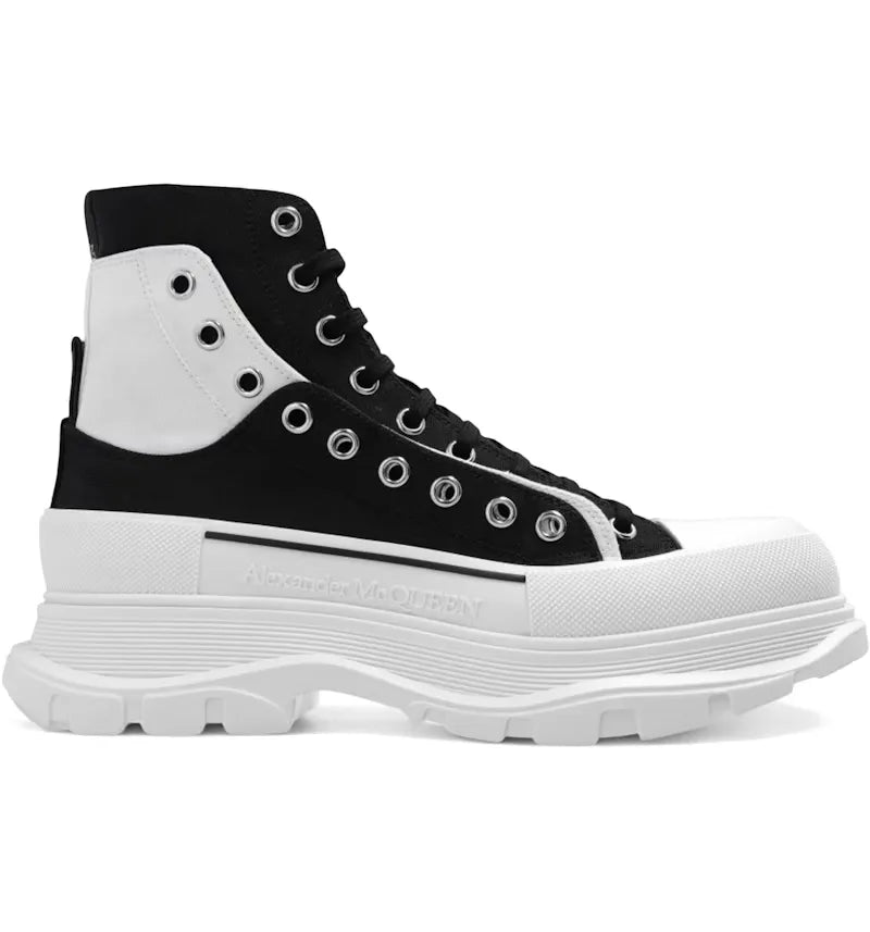 Alexander McQueen Tread Slick Ankle Boot Black White Overlapping Panels - vue 360