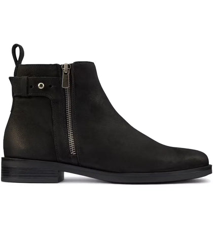 Clarks Memi Lo Black Nubuck (Women's) - authentic Clarks sneakers