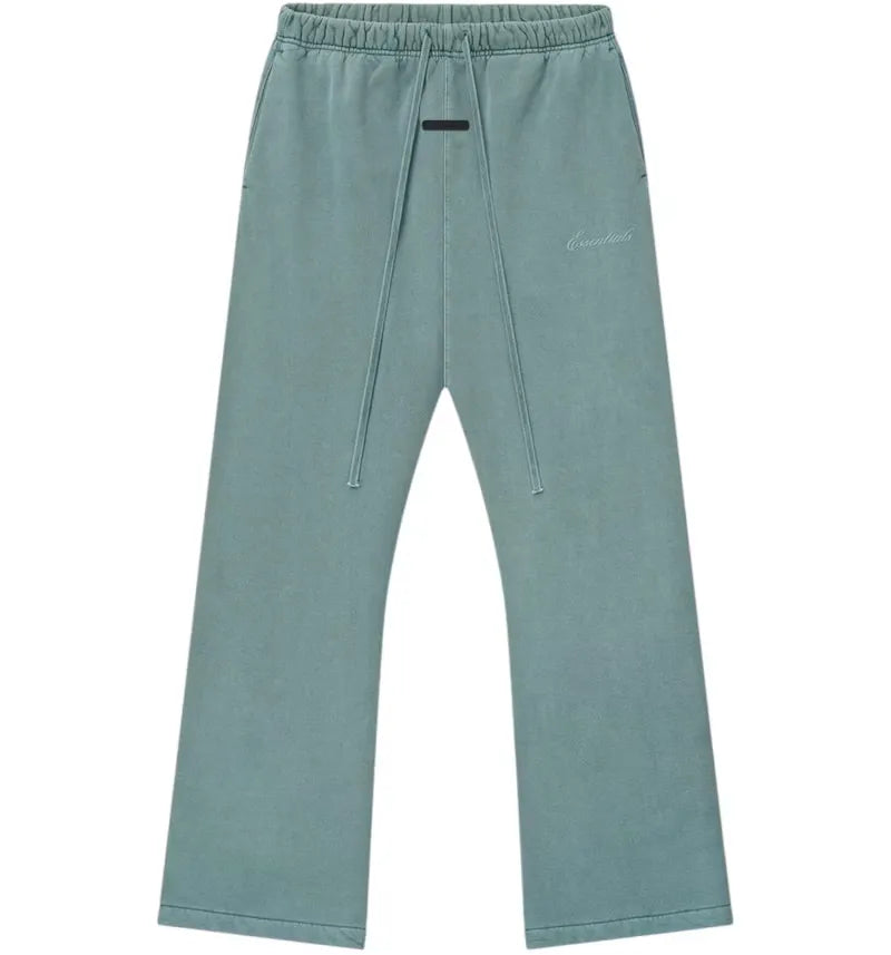 Fear of God Essentials Signature Flare Sweatpant Faded Coastal - vue 360