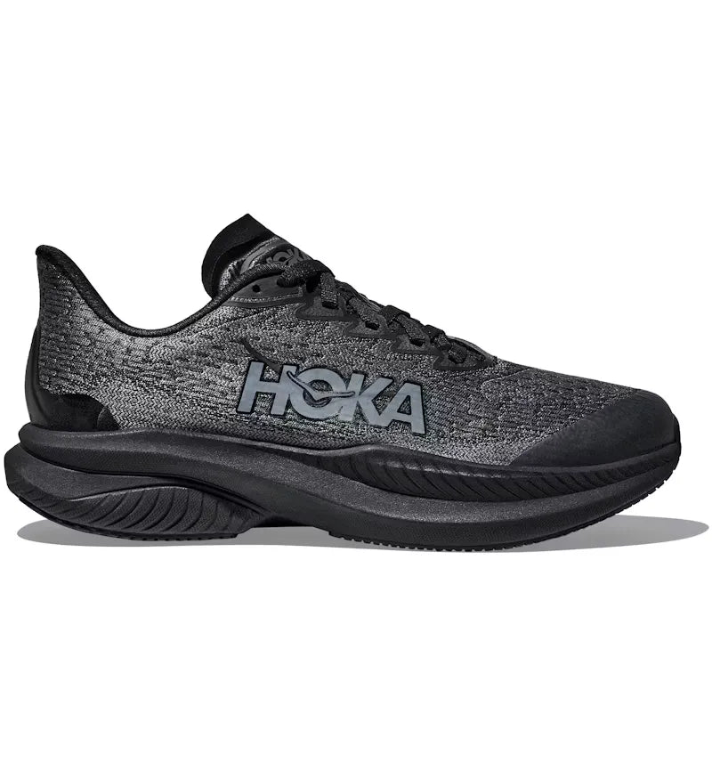 Hoka One One Mach 6 Triple Black (GS) - vue 360