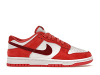 Nike Dunk Low Valentinstag (2024) (Damen)