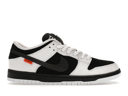 Nike SB Dunk Low TIGHTBOOTH - authentic Nike sneakers