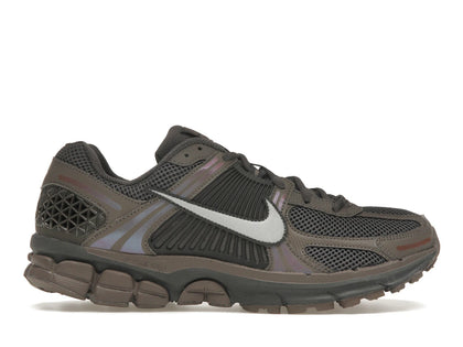 Nike Zoom Vomero 5 Cave Stone - authentic Nike sneakers