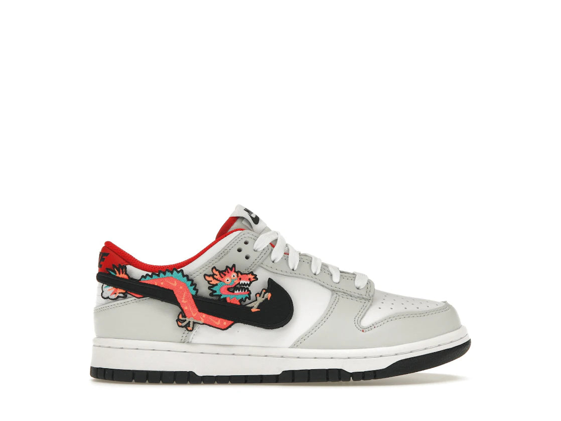 Nike Dunk Low Year Of The Dragon (GS) - vue 360
