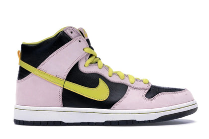 Nike SB Dunk High Miss Piggy - authentic Nike sneakers