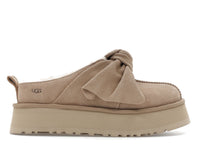 UGG Platform Slip-On Bow Slipper Sand (Women's)