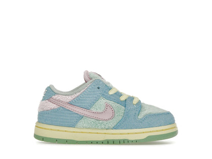 Nike SB Dunk Low Verdy Visty (TD) - authentic Nike sneakers