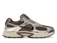 Nike V5 RNR Cave Stone Black