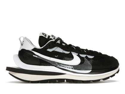 Nike Vaporwaffle sacai Black White - authentic Nike sneakers