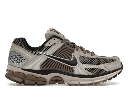 Nike Zoom Vomero 5 College Grey Cave Stone - authentic Nike sneakers
