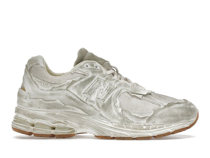 New Balance 2002R Protection Pack Distressed - authentic New Balance sneakers