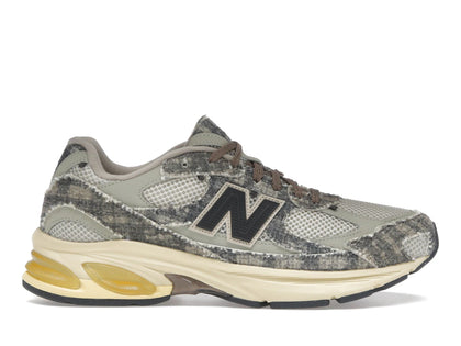 New Balance 2010 Joe Freshgoods Bag Lady - authentic New Balance sneakers