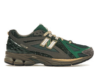 New Balance 1906R size? Exclusive Diamond District Pack Green