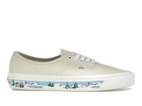 Vans Authentic 44 DX Anaheim Factory White Scene At