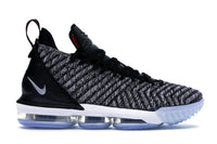 Nike LeBron 16 Oreo