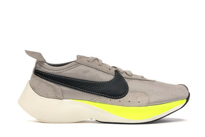 Nike Moon Racer String
