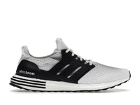 adidas Ultra Boost 5.0 DNA White Black Heel Stripes