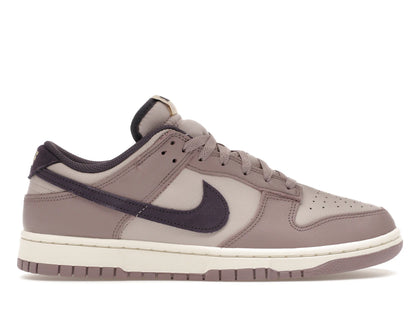 Nike Dunk Low SE Light Violet Ore - authentic Nike sneakers