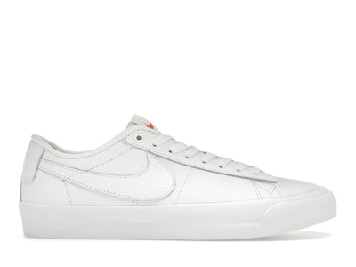Nike SB Zoom Blazer Low Pro GT ISO Triple White