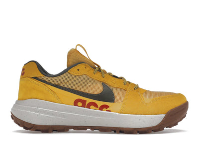 Nike ACG Lowcate Solar Flare