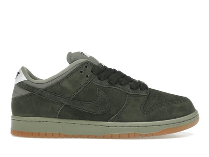 Nike SB Dunk Low Pro B Sequoia - authentic Nike sneakers