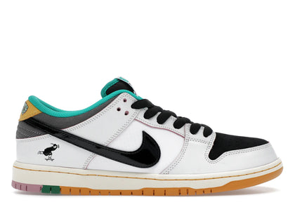 Nike SB Dunk Low CSEF - authentic Nike sneakers