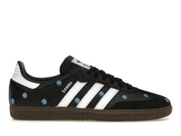 adidas Samba Hellblau mit Blumenmuster, Kernschwarz (Damen)