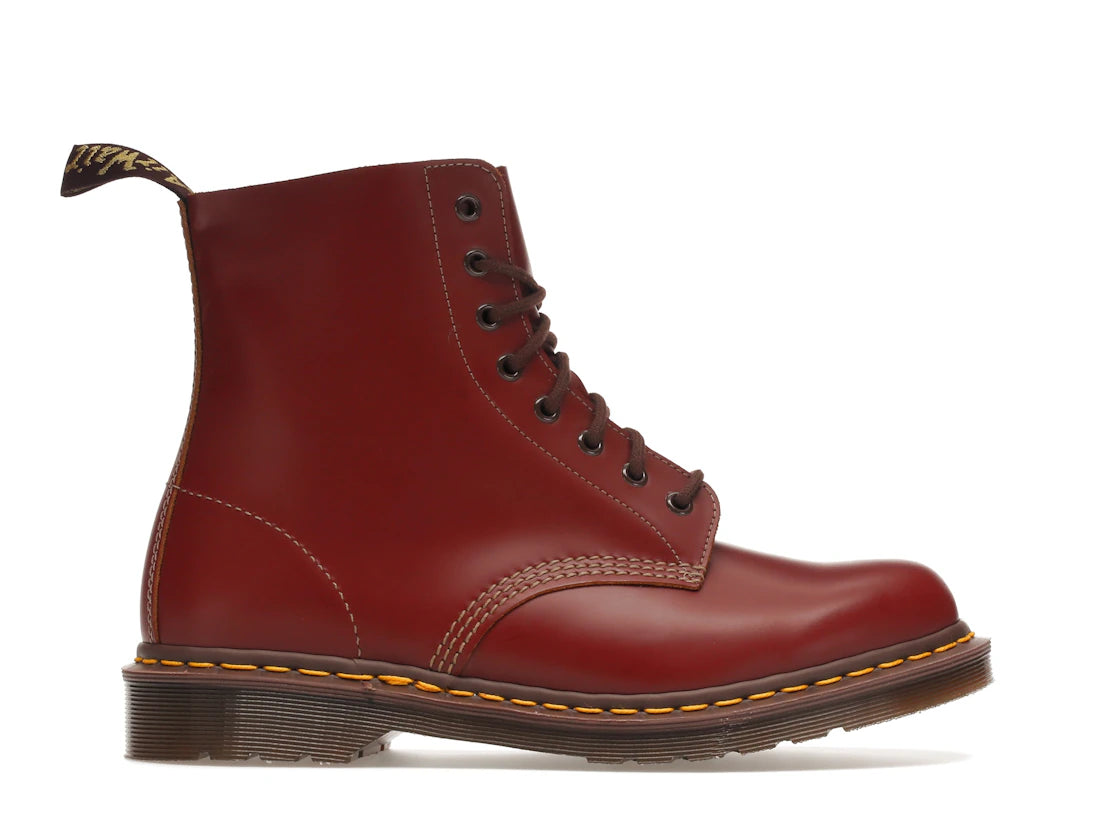 Dr. Martens 1460 Vintage Made In England Lace Up Boot Oxblood Quilon - vue 360